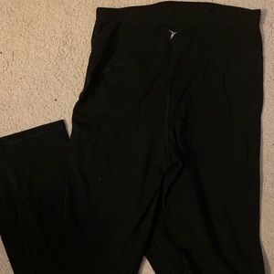 Old Navy Maternity Yoga Pants